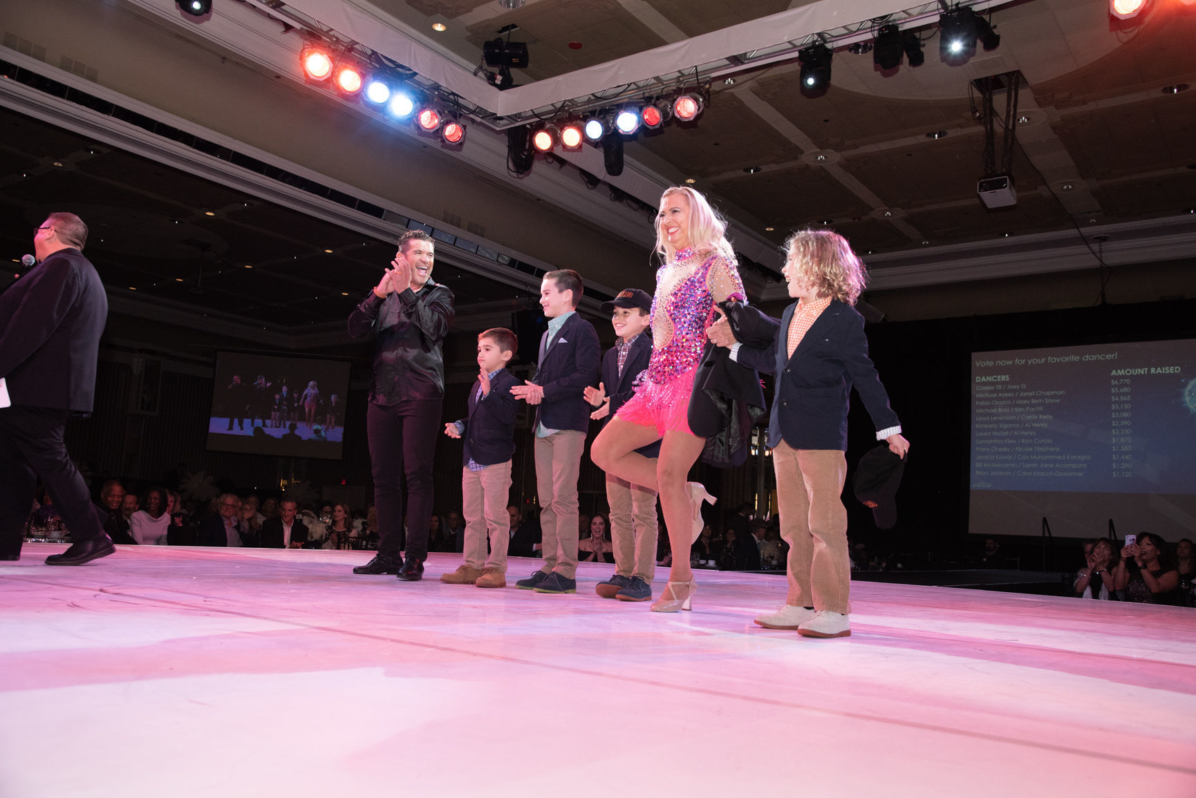 110318_acw_dancinggallery-569.jpg